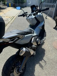 Honda X Adv 750 - 2