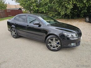 Škoda Octavia II 1.6 TDI CR Facelift Black Line - 2