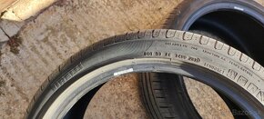 Letné pneumatiky 235/40 R19 - 2