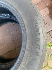 Continental 215/65 r17 - 2