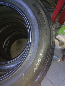 Zimné pneumati 235/65 R17 - 2