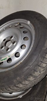 Zimne pneu 215/55 R16 - 2