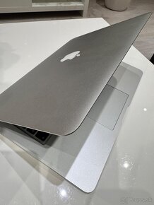 MacBook Air 13 - 2