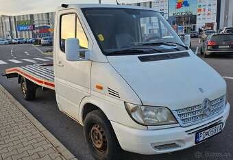 Predám odtahovku do 3.5t Mercedes sprinter - 2