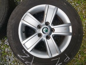 ORIGINÁL ELEKTRÓNY ŠKODA 15" s LETNÝMI PNEU NOKIAN - 2