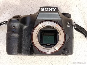 Sony a77m2 ILCA77M2, plne funkčný. Počet uzávierok 8 052 - 2