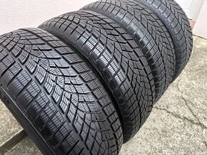 ZIMNE GOODYEAR 235/60 R18 - 2