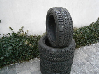 Predám 4x zimné pneu Pirelli SUV SUV 245/50 R18 100H - 2