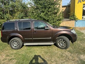 Nissan Pathfinder 3,0D   V6 - 2