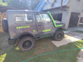 Suzuki Samurai - 2