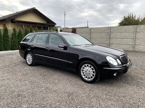 MERCEDES-BENZ E TRIEDA KOMBI 270 CDI ELEGANCE  A/T - 2