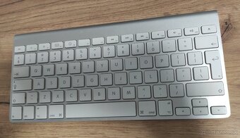 Apple Bluetooth Wireless Keyboard - 2