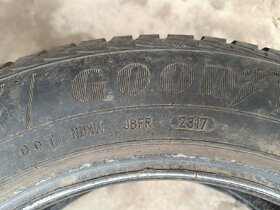 2x celoročná Goodyear 205/60 R16 96V extra load - 2