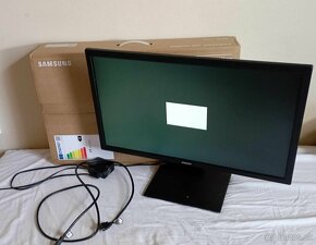 (IPS panel) SAMSUNG S31A - 2