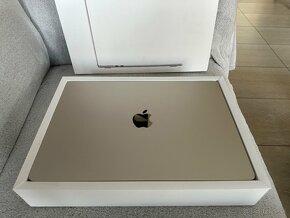 MacBook Air 15” M3  2024 . - 2