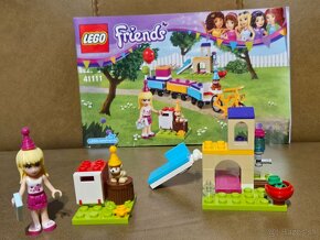 Lego Friends Vlak na oslavy. - 2