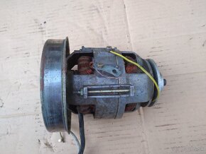 Motor  odstredivky - 2