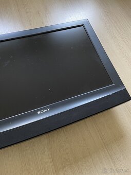 funkčný LCD TV 32" Sony Bravia - 2