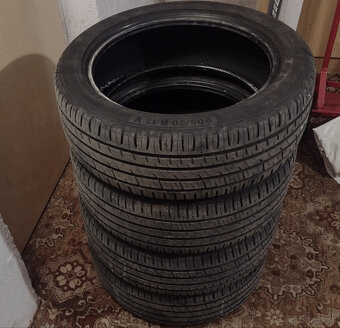 Barum Bravuris 3 205/50 R17 V - letné - 2