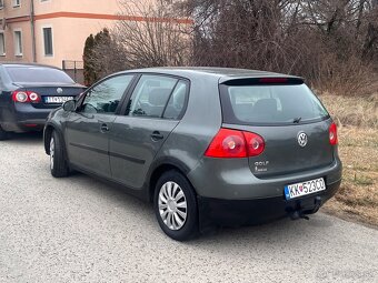 VOLKSWAGEN GOLF 5 2004 - 2