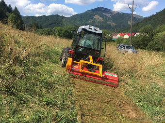 Malotraktor AGT 960 svahový speciál + kabina 50HP - 2