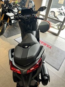 Yamaha XMAX 300 - 2