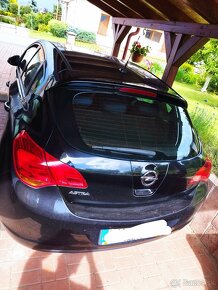 Opel Astra 1,4,  2010,  74kw, 1.majiteľ - 2