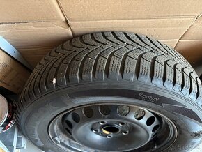 Zimné pneumatiky Hankook 195/65 R15 - 2