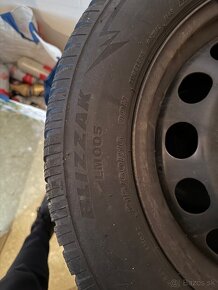 Kolesa Blizzak LM005 215/60 R16 - 2