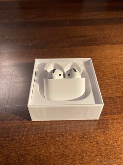 Airpods 4 - 2