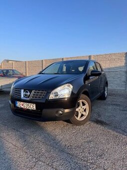 Nissan Qashqai 1.5 Dci 78kw Panoráma/ GPS / koza - 2