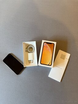 Apple iPhone Xr 128GB Yellow - 2