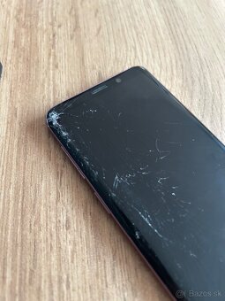 Samsung Galaxy S9 - rozbitý displej - 2