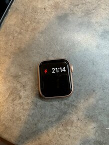 apple watch 5 - 2