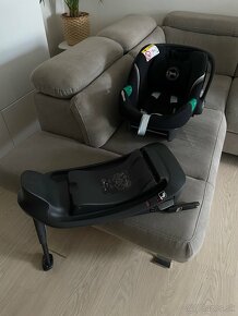 Autosedačka Cybex ATON S2 s BaseOne (+ zdarma adaptéry) - 2