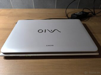 Sony Vaio model SVE1512E1EW Pokazený - 2