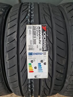 Letné 255/35r19 Yokohama - 2