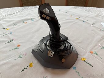 Predám joystick Logitech Wingman 2 - 2