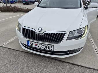 Skoda Superb - 2