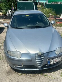 Rozpredam Alfa Romeo 147 1.6 benzin - 2