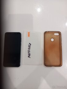 Motorola moto e6 play - 2