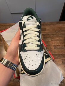 Nike Dunk Low Vintage Green - 2