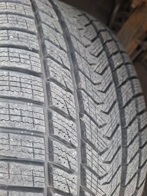 Zimné Gripmax 255/40 R18 - 2