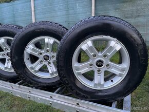 5x114,3 R16 orig Kia 245/70r16 - 2