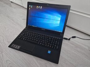 Lenovo IdeaPad B590 15,6" 100 € - 2