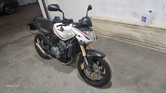 Honda cb600f HORNET - 2