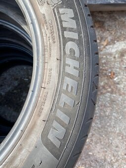 Hankook Michelin 225/55 r18 - 2