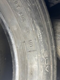 Dunlop 275/55 R19 111V - 2