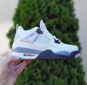 Nike Air Jordan 4 - 2