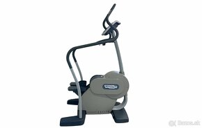 Profesionálny Stepper TECHNOGYM EXCITE 700 LCD TV - 2